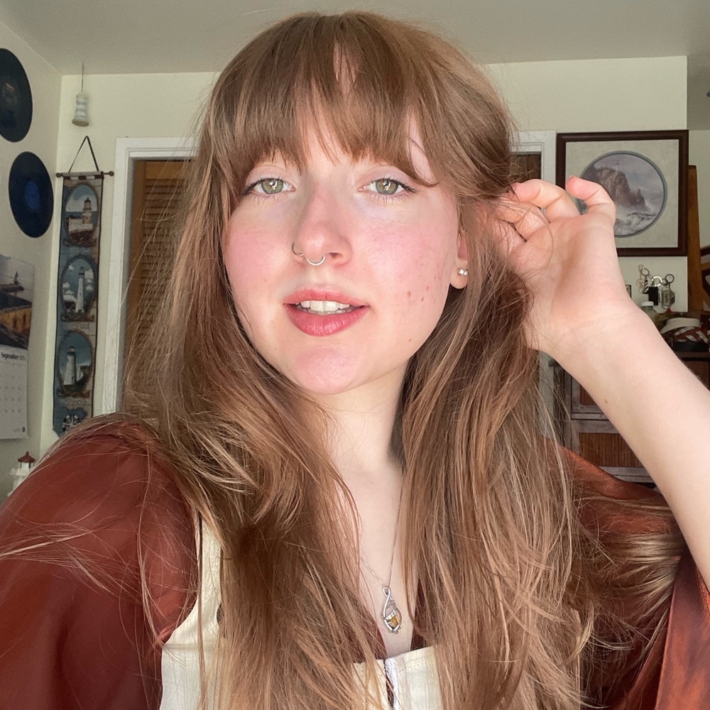 Meet your Posher, Lydia